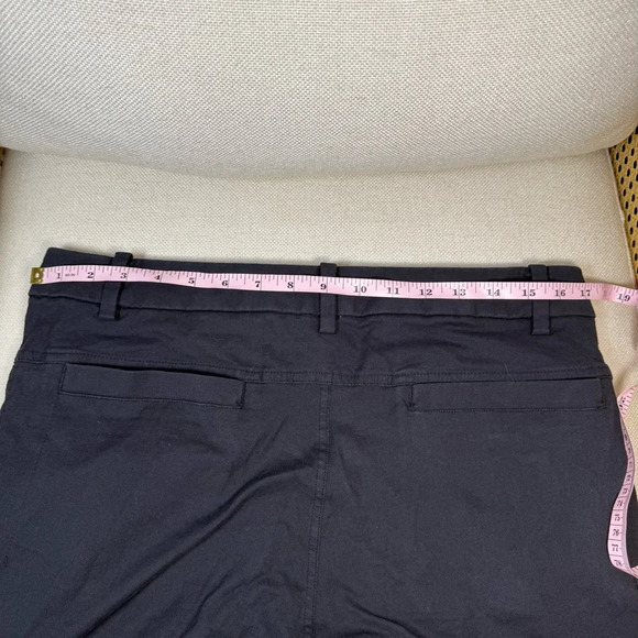 Lululemon Men’s Short 11” - Picture 5 of 5